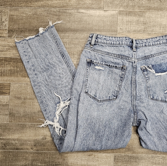 Vervet Women's Jeans - Picture 9 of 13